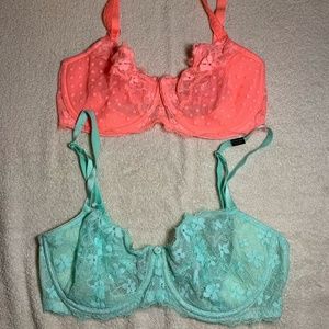 2 Victorias secret lace bras